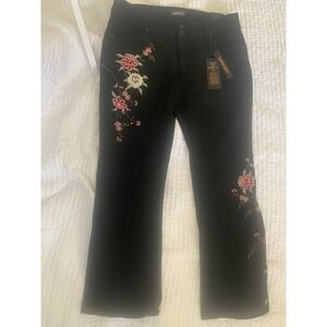 Sandpiper Black Embroidered Floral Bootcut Jeans Plus Size 18W SP13548X New